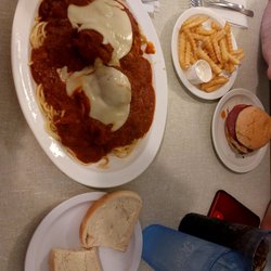 Phil-N-Cindy's Lunch - Spaghetti add provolone, was great