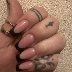 Lee's Nails