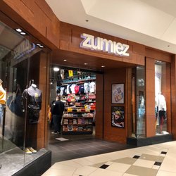 Zumiez