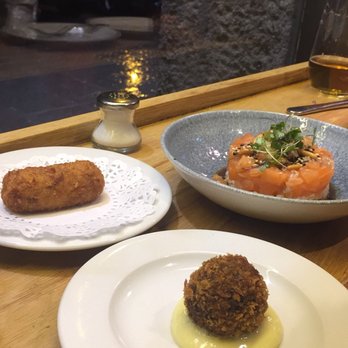 Alta Taberna Paco Meralgo - Both types of croquettes and salmon tartar - Tapas/Small Plates Near Me - Barcelona, B Alta Taberna Paco Meralgo - Both types of croquettes and salmon tartar - Tapas/Small Plates Near Me - Barcelona, B