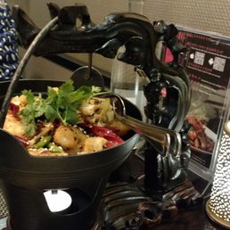 Dry pot spicy shrimp