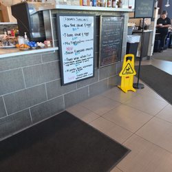 Louis' Cafe