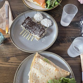 Cafe Moulin - Dubai Chocolate Crepe - Breakfast & Brunch Near Me - Pittsburgh, Pennsylvania