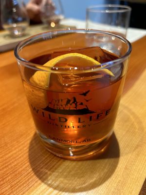 Wild Life Distillery & Cocktail Bar by null