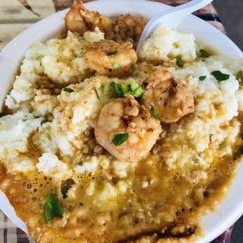 J's Seafood Dock - Shrimp and Grits - Seafood Near Me - New Orleans, Louisiana