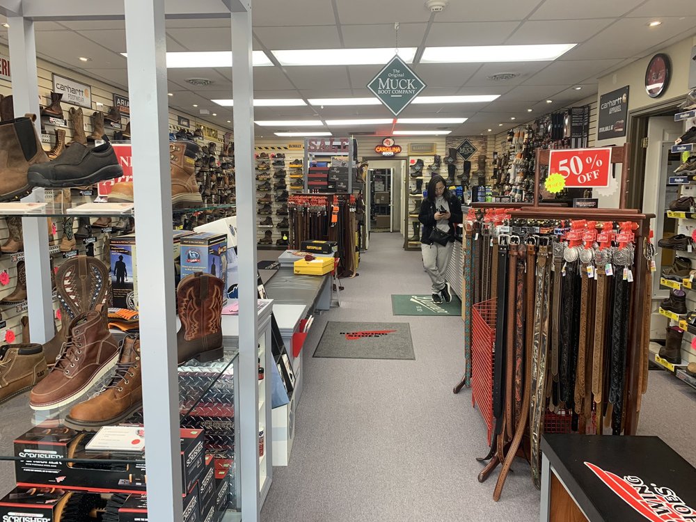 THE BOOT BOX Updated September 2024 60 W Main St, Hagerstown