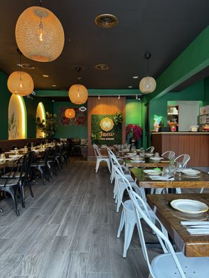 Jaew Thai Cuisine by null