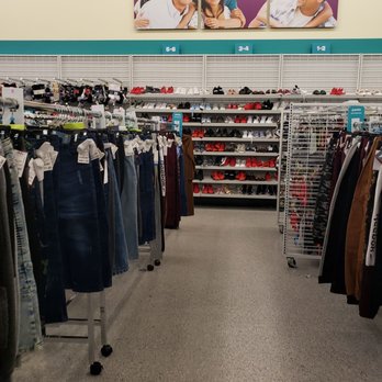 dd's Discounts - Women's Clothing Near Me - National City, California