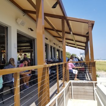 Beach House - Deck and patio dining areas - Bars Near Me - Pompano Beach, Florida