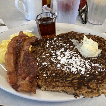 Sweetpeas - Yummy oatmeal pancake. - Breakfast & Brunch Near Me - Auburn, California