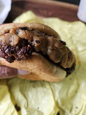 Pleasure Burger by null