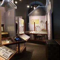 McLean County Museum of History