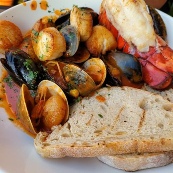 ZEST bar+grille - Zest Lobster Boil - New American Near Me - Bethlehem, Pennsylvania ZEST bar+grille - Zest Lobster Boil - New American Near Me - Bethlehem, Pennsylvania