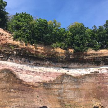 Riptide Ride - Beautiful cliffs on Grand Island - Tours Near Me - Munising, Michigan
