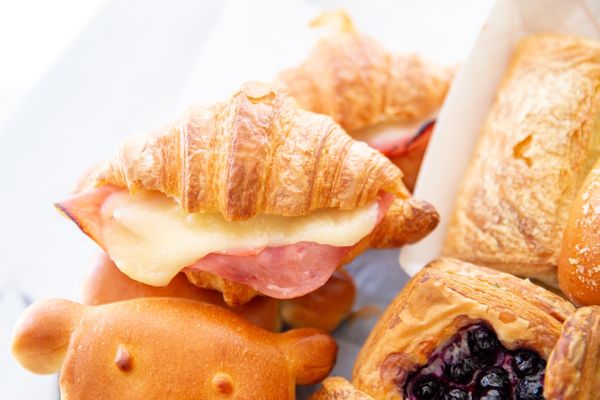 Little L Bakery by null