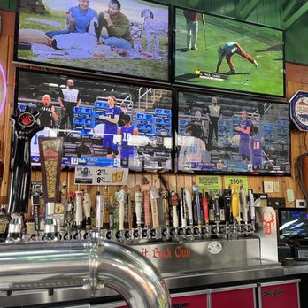 Duggan's Irish Pub - the bar and televisions - Irish Pub Near Me - Royal Oak, Michigan Duggan's Irish Pub - the bar and televisions - Irish Pub Near Me - Royal Oak, Michigan