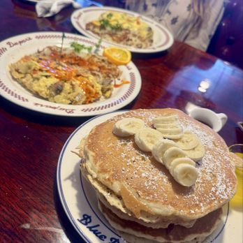 Du-Par's Restaurant - Banana pancakes - Bakeries Near Me - Los Angeles, California Du-Par's Restaurant - Banana pancakes - Bakeries Near Me - Los Angeles, California