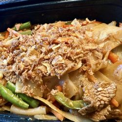 Mekvilai Thai Cuisine - Beef Drunken Noodles 9/10