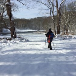 CT Audubon at Deer Pond Farm - Fresh tracks on a beautiful snowy day