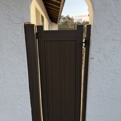 Stylistic Fencing