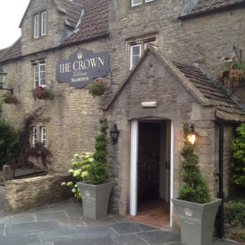 The Crown - Pubs Near Me - Dyrham, WIL