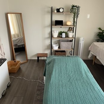Reynosa Massage - Massage down station lol - Massage Therapy Near Me - Costa Mesa, California