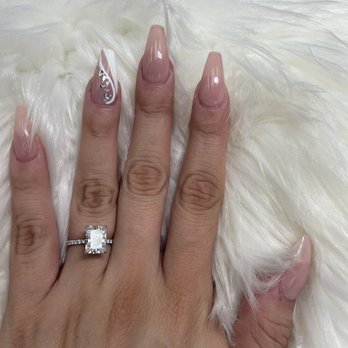 Coco Nails & Spa - Nail Salons Near Me - Covina, California