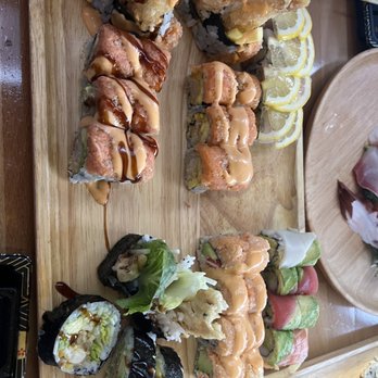 Akino - Sushi Bars Near Me - Elmhurst, New York