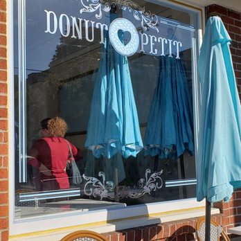 Donut Petit - Donuts Near Me - Alameda, California Donut Petit - Donuts Near Me - Alameda, California