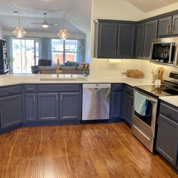We love our new quartz countertops! Prompt communication, great pricing, and quality workmanship! Would definitely recommend.