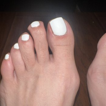 NV Nails & Spa - This last visit with my big toe nail crooked - Nail Salons Near Me - Riverside, California