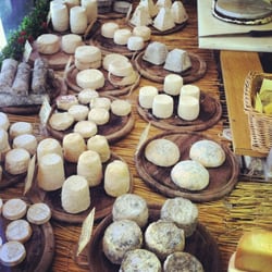 A la Ferme de Passy