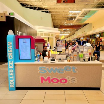 Sweet Moo's - July 2021: (He wanted to be in the pic:) - Ice Cream & Frozen Yogurt Near Me - Nashville, Tennessee Sweet Moo's - July 2021: (He wanted to be in the pic:) - Ice Cream & Frozen Yogurt Near Me - Nashville, Tennessee