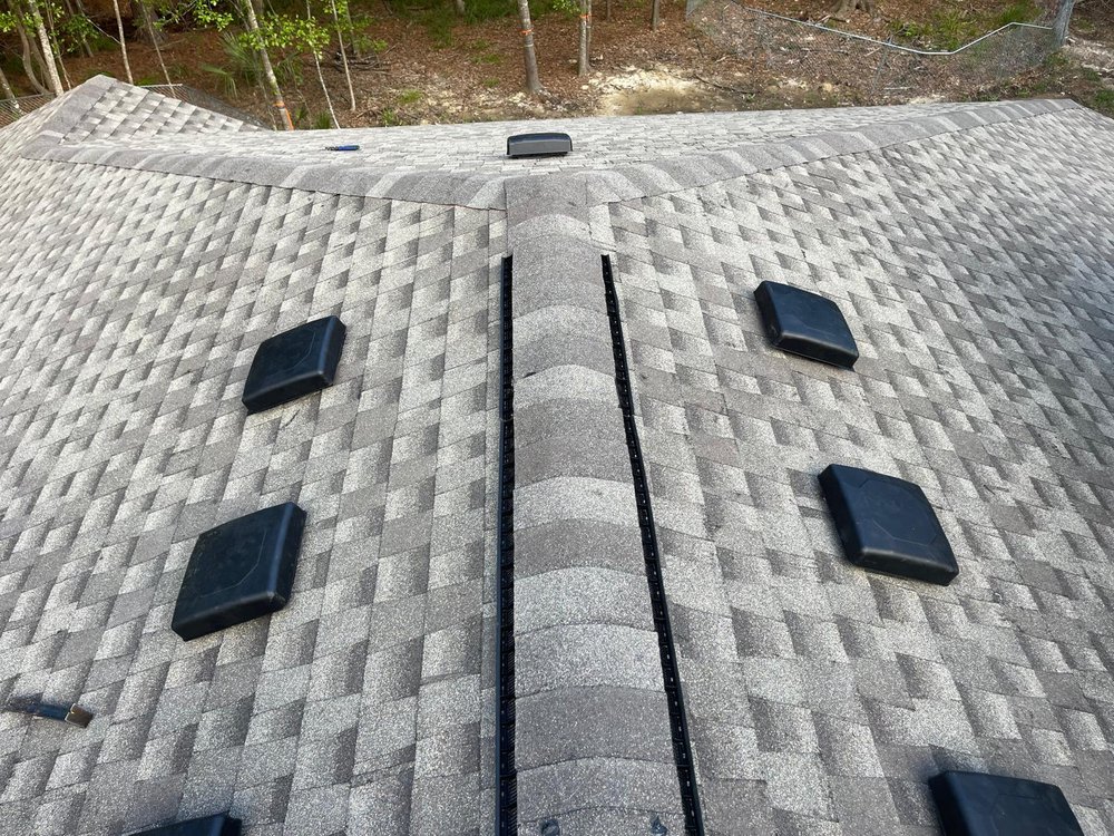 Slide of H&R Roofing and Construction