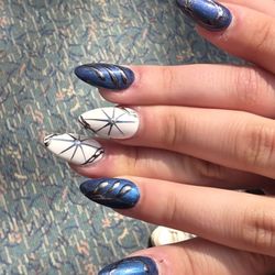 Lovely Nails - Amazing salon -- spotless, professional & welcoming. Tyson nailed my design with artful precision. Great service -- highly recommended!