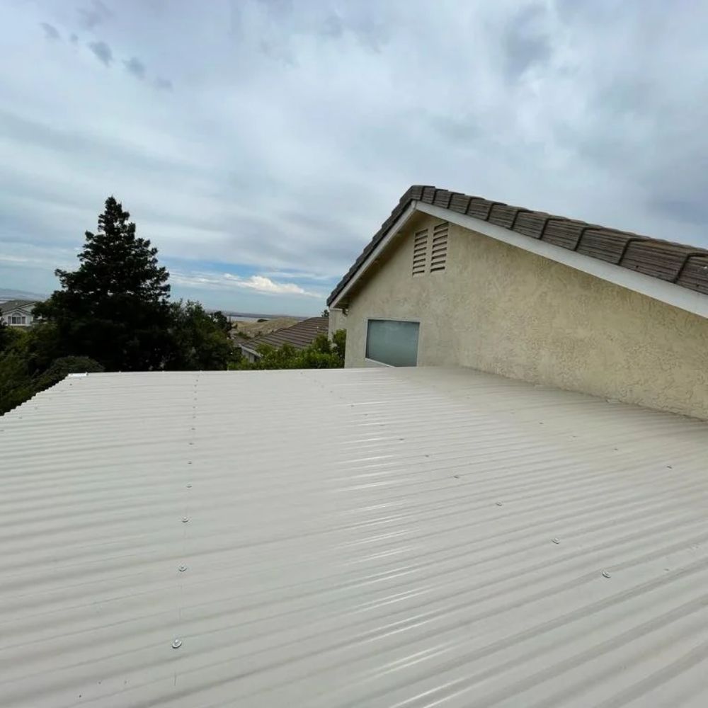 Slide of Calisco Roofing