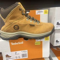 Shoe Dept. Encore