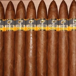 P.G.C. Hajenius - Cohiba Piramides Extra Cigars