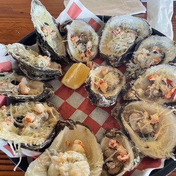 Mango Mikes - Captain Mike's oysters. Delish! - Seafood Near Me - Eastpoint, Florida