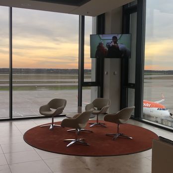 Tempelhof lounge BER T1 - Got to be the best 4 seats in the lounge! - Airport Lounges Near Me