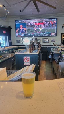 Rooster's Glenside by null