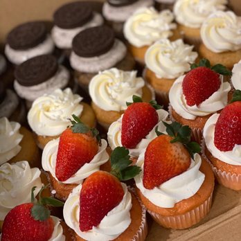 Hailey Cakes - Dessert Cupcakes, Strawberry, Wedding Cake and Cookies and Cream - Custom Cakes Near Me