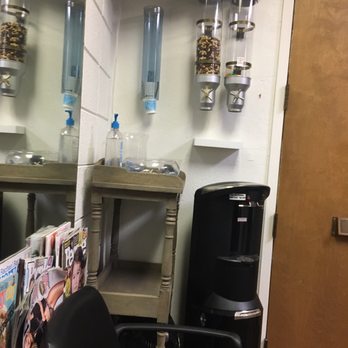 Natural Bronzing - Nice beverage & snack station. Had coffee, water, trail mix & m&m's. - Tanning Near Me - Burlingame, California