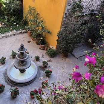 Antigua Capilla - Fountain in courtyard looking down from the second floor - Bed & Breakfast Near Me - San Miguel De Allende, GUA