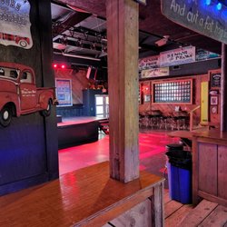Tractor Bar - Dance floor