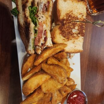 Rascals Public House - Rascal bird AKA turkey club - Whiskey Bars Near Me - Bellevue, Washington Rascals Public House - Rascal bird AKA turkey club - Whiskey Bars Near Me - Bellevue, Washington