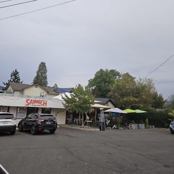 Sammich - Front of restaurant. Has a full bar and patio - Delis Near Me - Ashland, Oregon