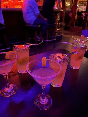 Blondie's Bar by null