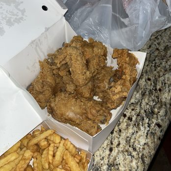 Crispy Chicken & Seafood - Bone in mixed fried chicken - Chicken Wings Near Me - Haltom City, Texas Crispy Chicken & Seafood - Bone in mixed fried chicken - Chicken Wings Near Me - Haltom City, Texas