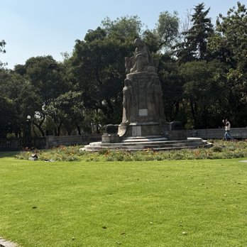 Castillo de Chapultepec - Museums Near Me - Ciudad de México, DIF Castillo de Chapultepec - Museums Near Me - Ciudad de México, DIF